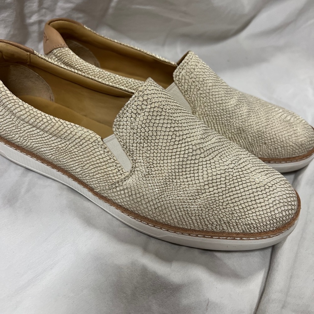 Sperry gold cup sneakers